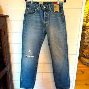 Levi’s 501 Blue denim women’s size 29x32 straight leg NEW !